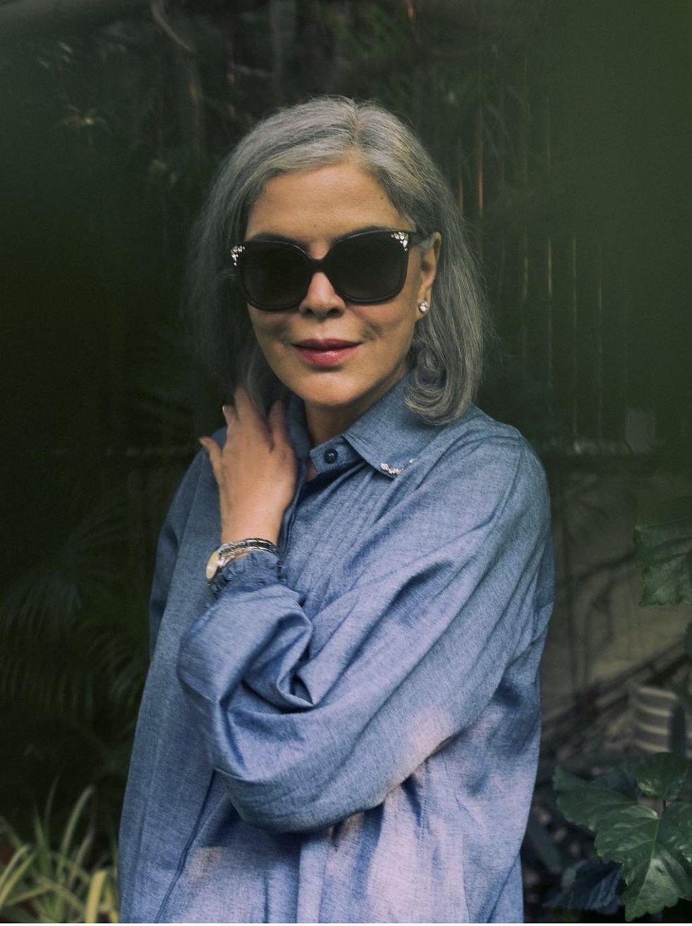 Picbox B Zeenat Aman 2930