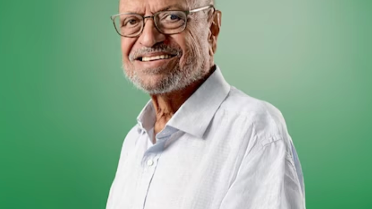 PM-Modi-President-Murmu-film-personalities-pay-tribute-to-Shyam-Benegal