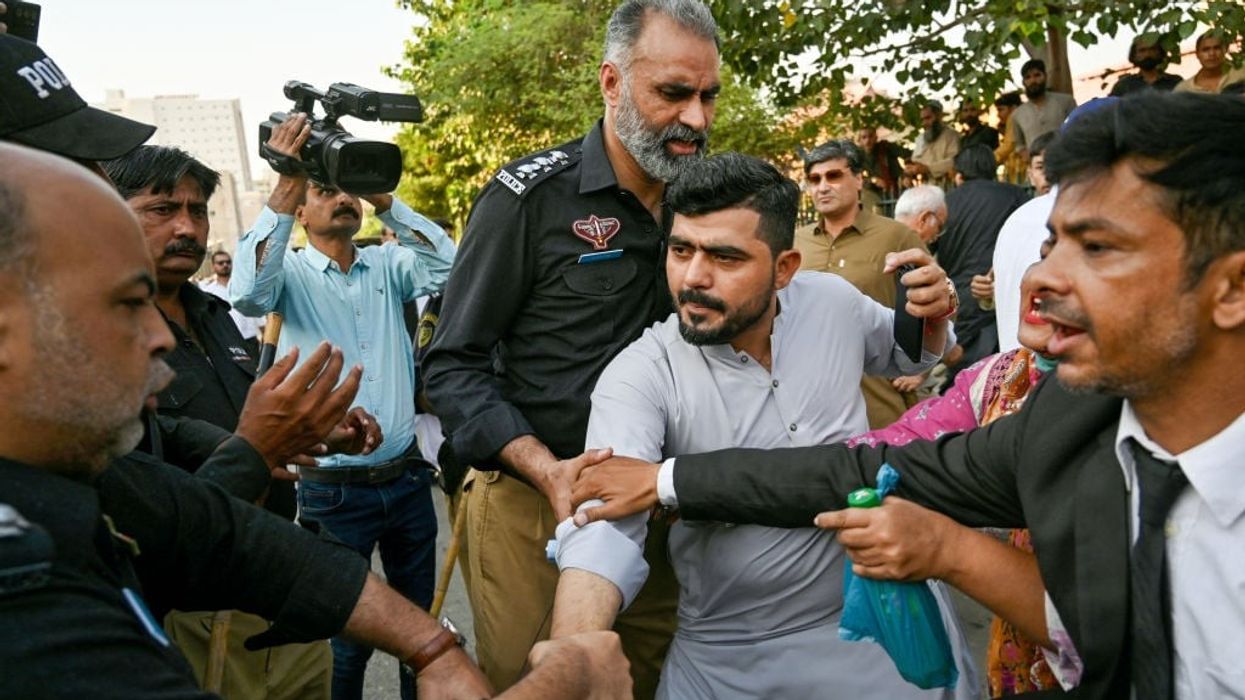 Constitutional amendments give Pakistan lawmakers more power