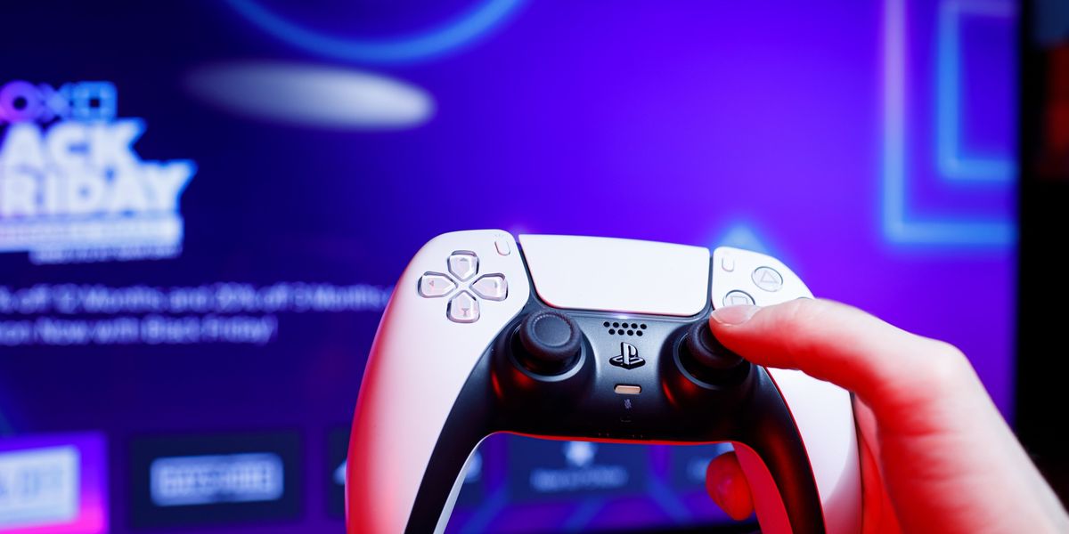 PS Plus August 2025 Games & 15th Anniversary Gifts