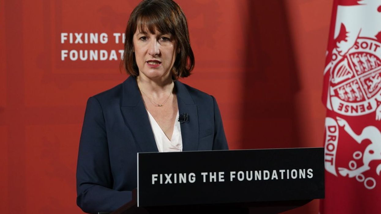 Report: Reeves can generate £10bn by cutting pension tax relief