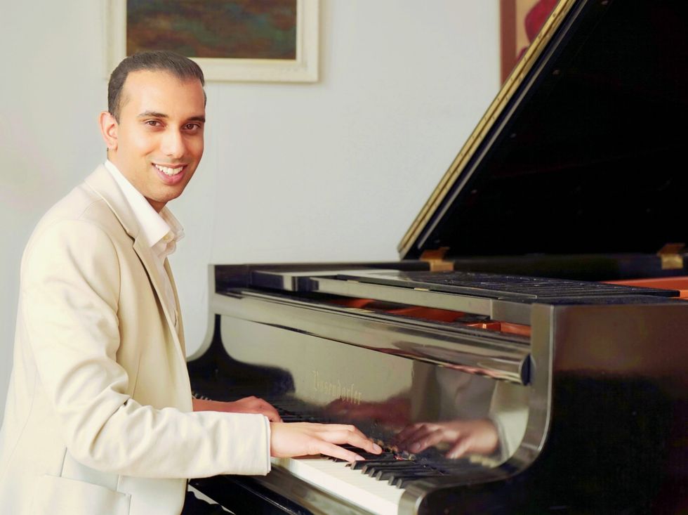 Rekesh Chauhan Piano Press Picture 2023