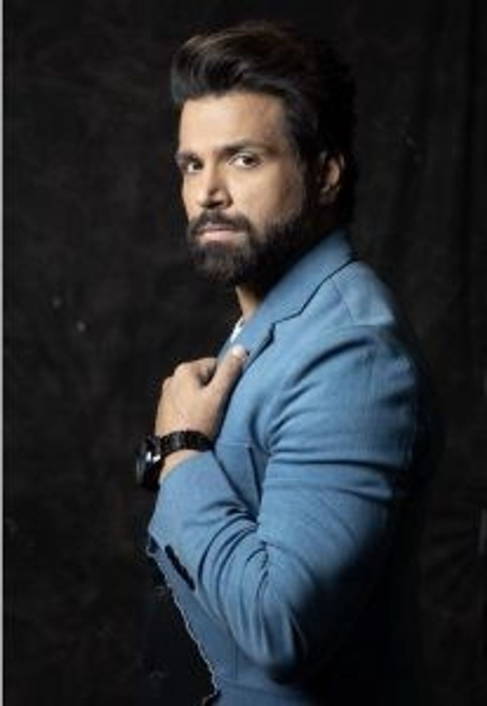 Rithvik Dhanjani G 3184