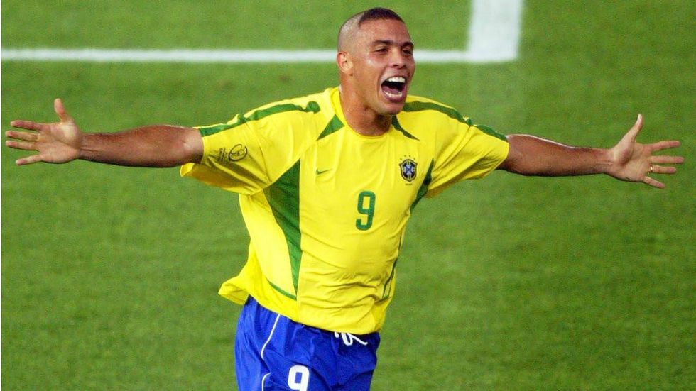 ronaldo brazil 2002 8lkw2a7q11b21ccqwpqk3on1g