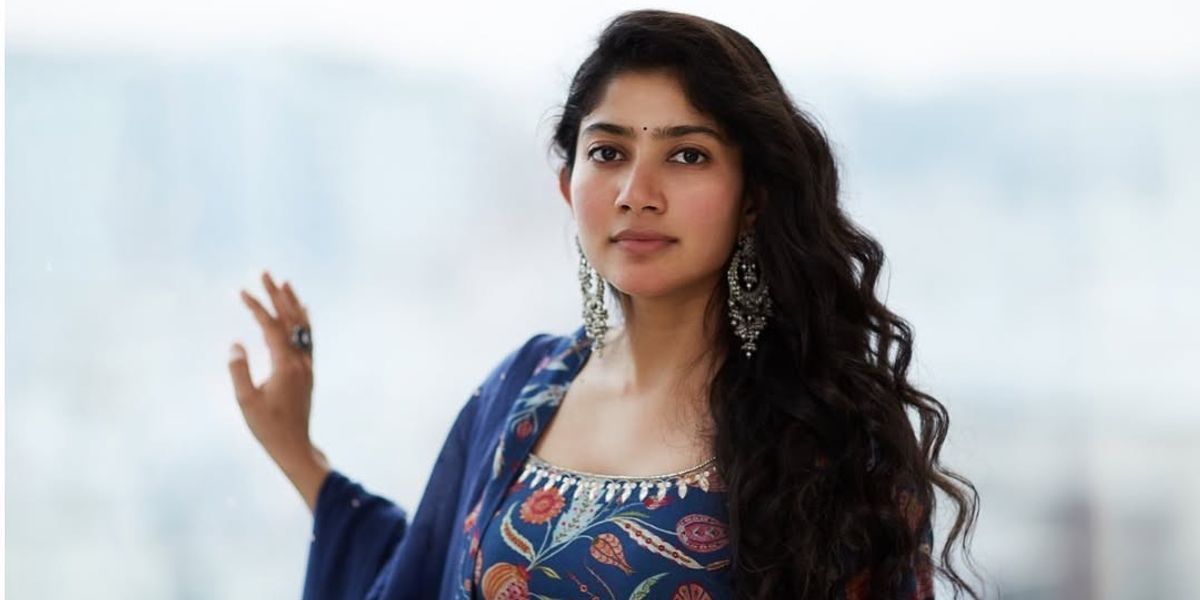 Ramayana Actor Sai Pallavi Faces Backlash for Swimsuit Photos | Eas...