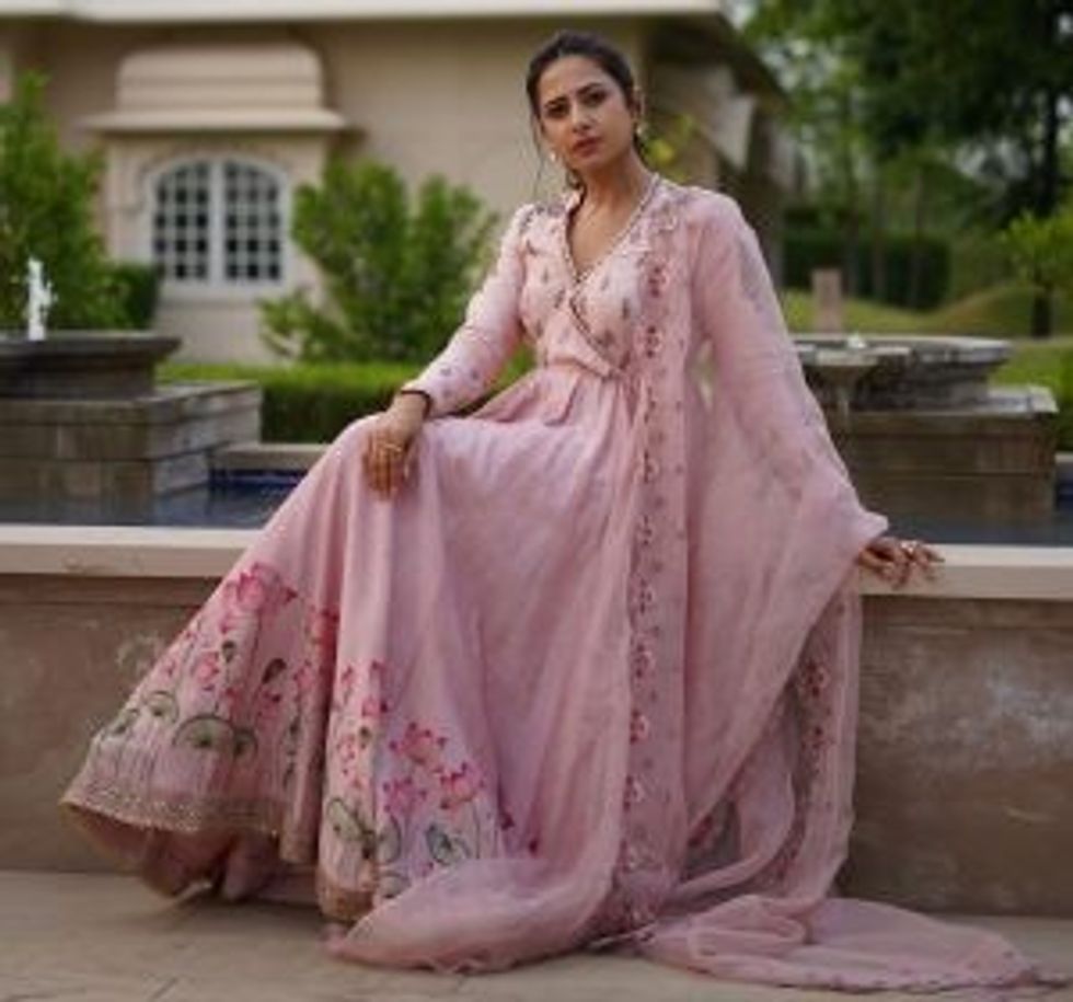 Sargun Mehta Set 2 1