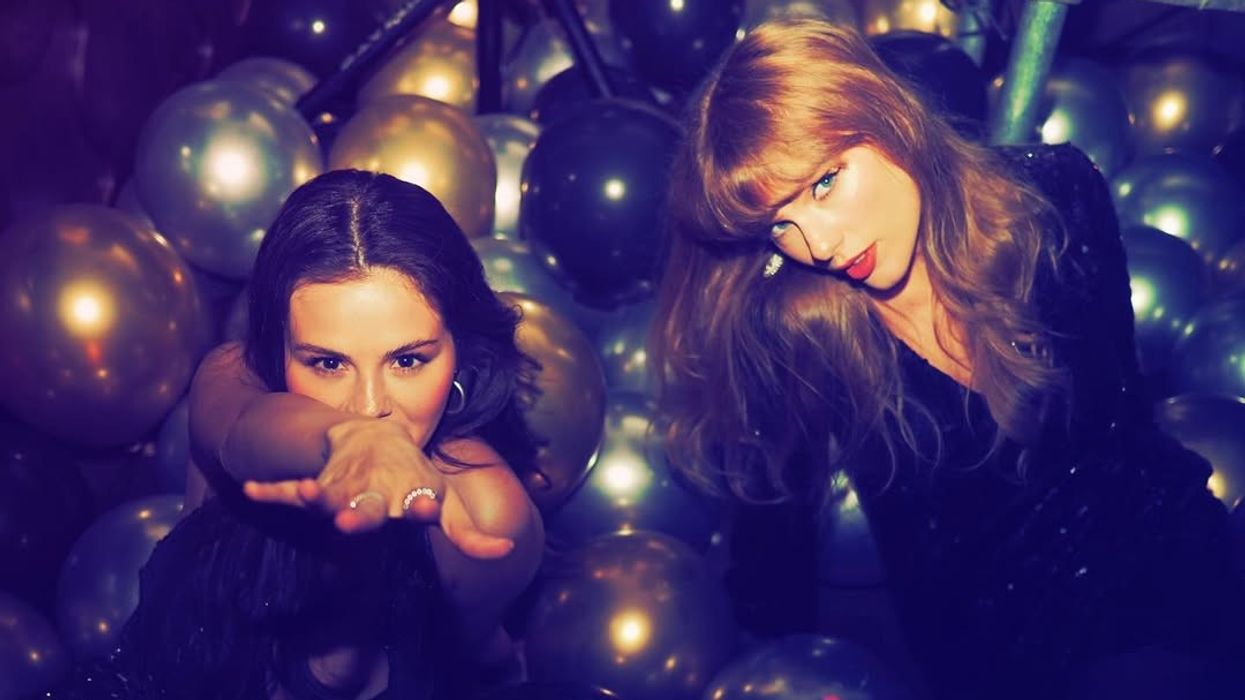 Selena Gomez and Taylor Swift pose in a balloon pit
