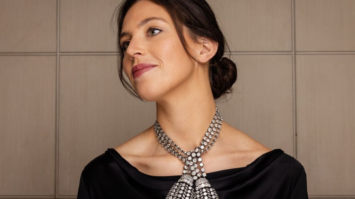 Necklace with diamonds from Golconda mines set for auction