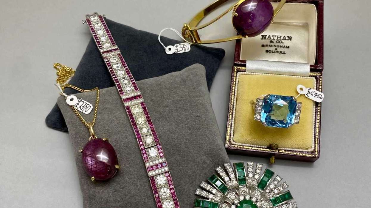 Antiques Fair targets British Asian collectors