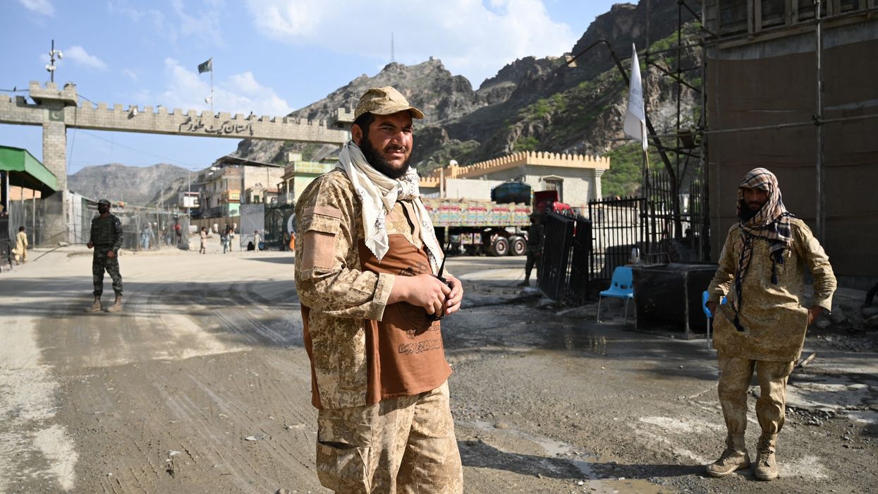 Pakistan intercepts militant
incursion at Afghan border