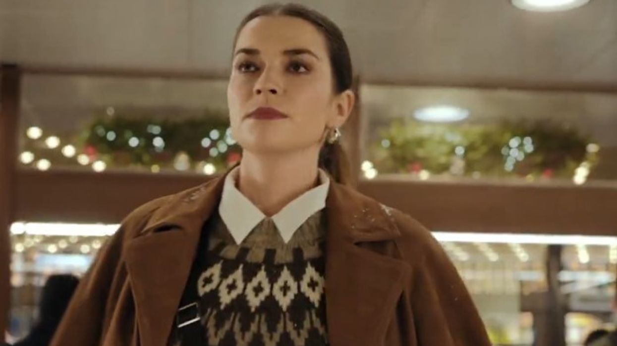 The advert, focusing on the theme of last-minute gift shopping, follows Sally, a young woman in search of the perfect gift for her sister, Lauren.