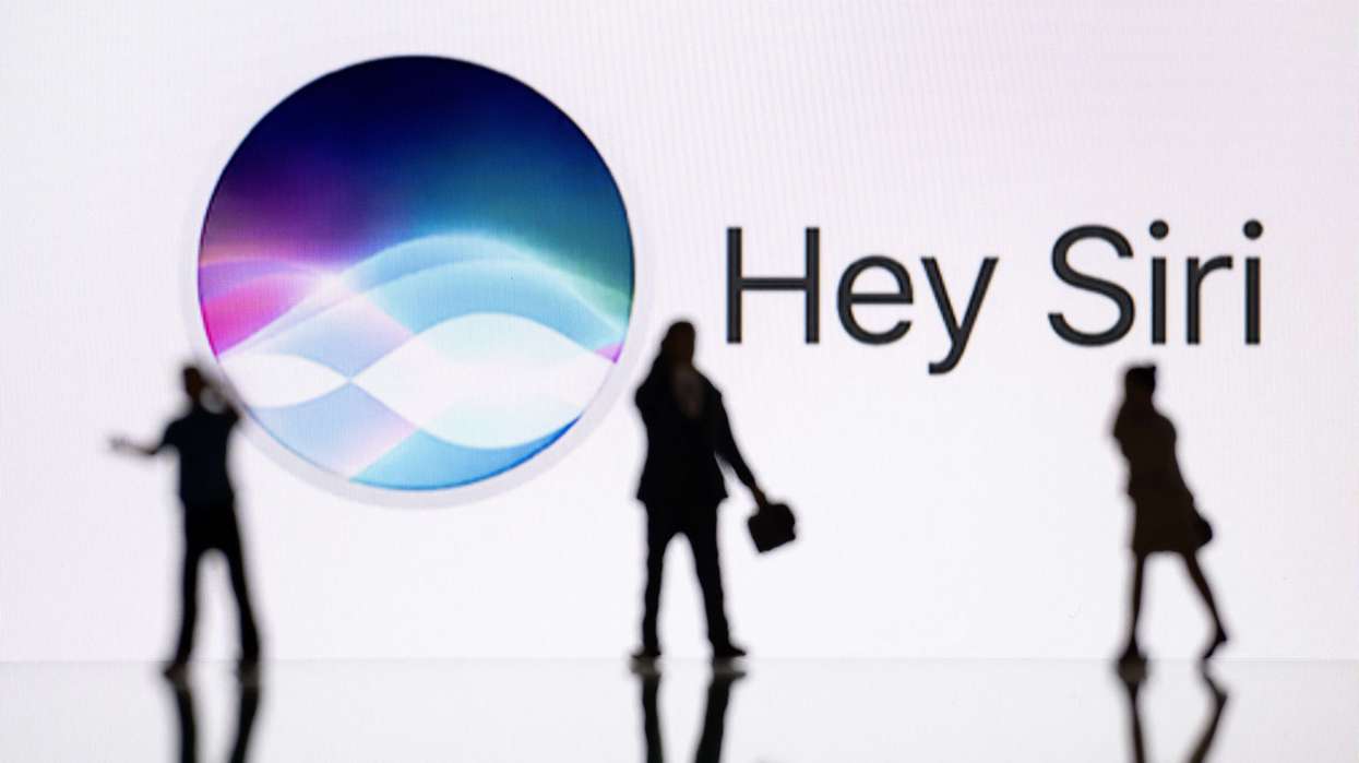 Apple plans ChatGPT-style Siri relaunch with auto-deleting chats and privacy-first features