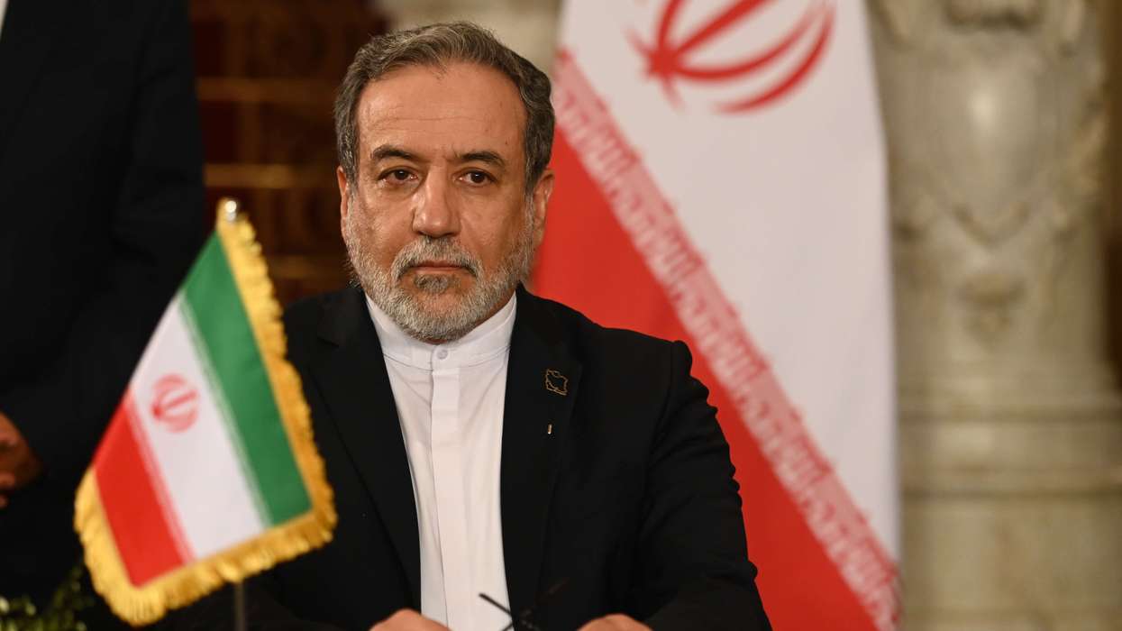 Iran foreign minister's Islamabad visit raises hope of reviving US-Iran talks