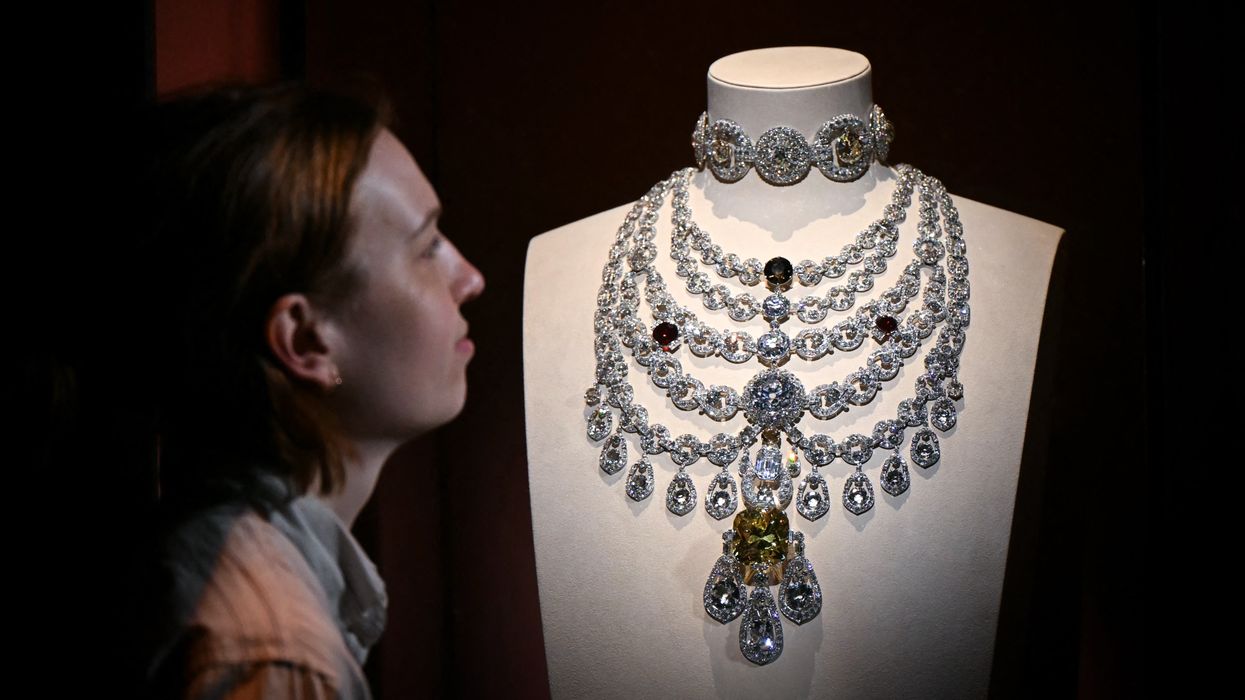 Dazzling Cartier exhibition at V&A traces 180 years of royal glamour and global influence