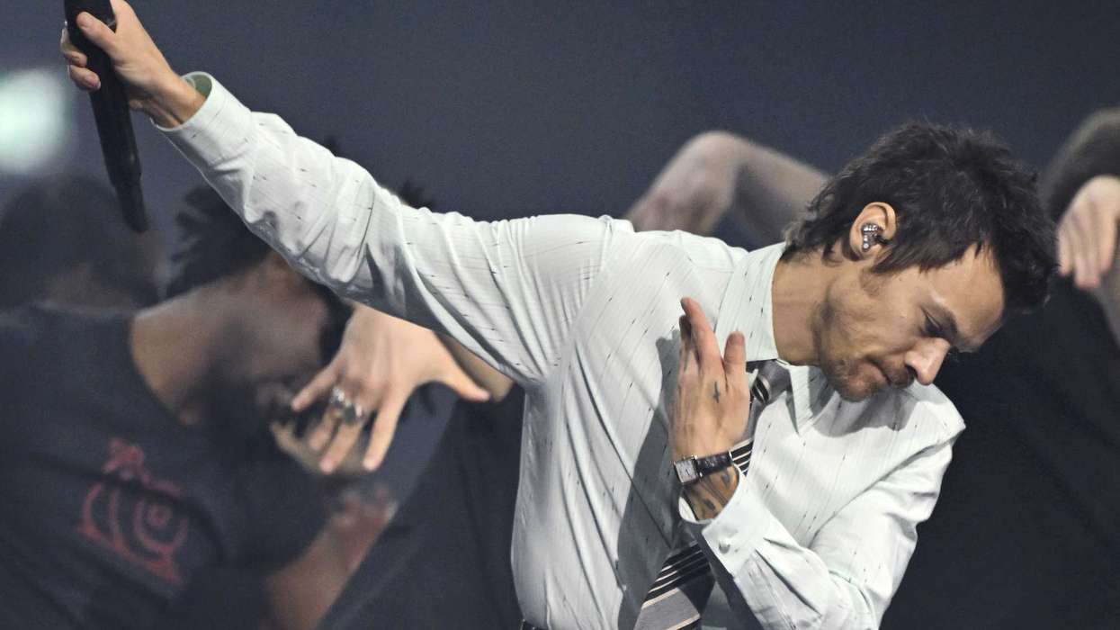 Harry Styles’ immersive floor design faces sightline review after fan backlash