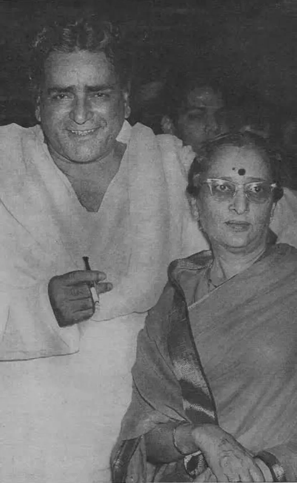 The Untold Story: Did Heartbreak Haunt the Kapoor Wives of Bollywood?