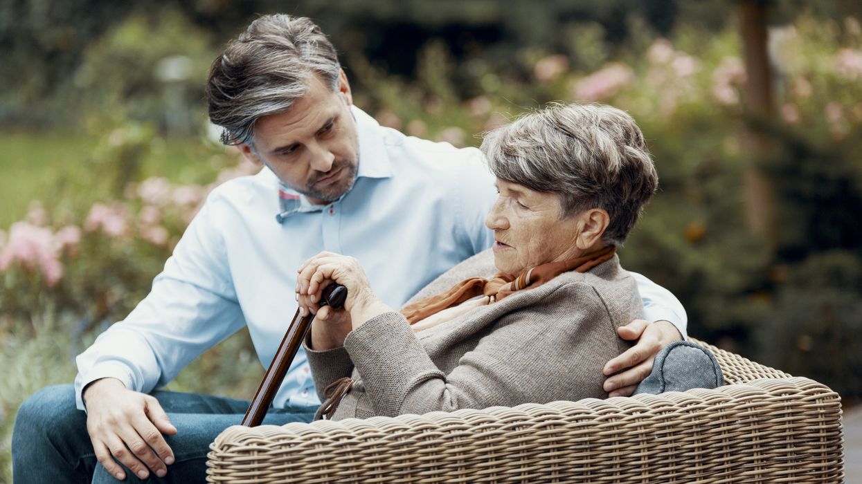 Top 10 Early Warning Signs of Parkinson’s Disease You Need to Know