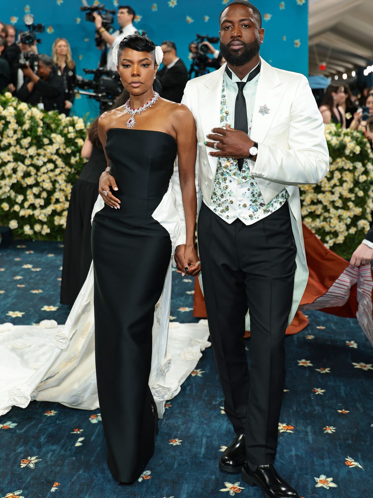 Top Celebrity Couples Who Ruled the Met Gala 2025 Red Carpet
