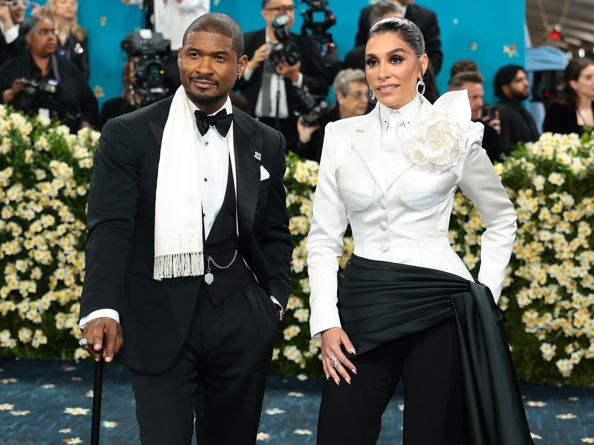 Top Celebrity Couples Who Ruled the Met Gala 2025 Red Carpet