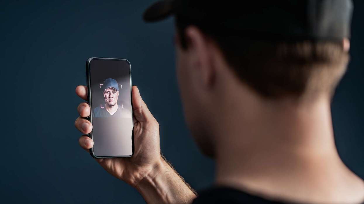 Tracking apps and virtual gifts used in modern slavery targeting children, report finds