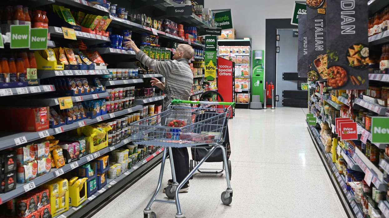 uk-economy-grows-may