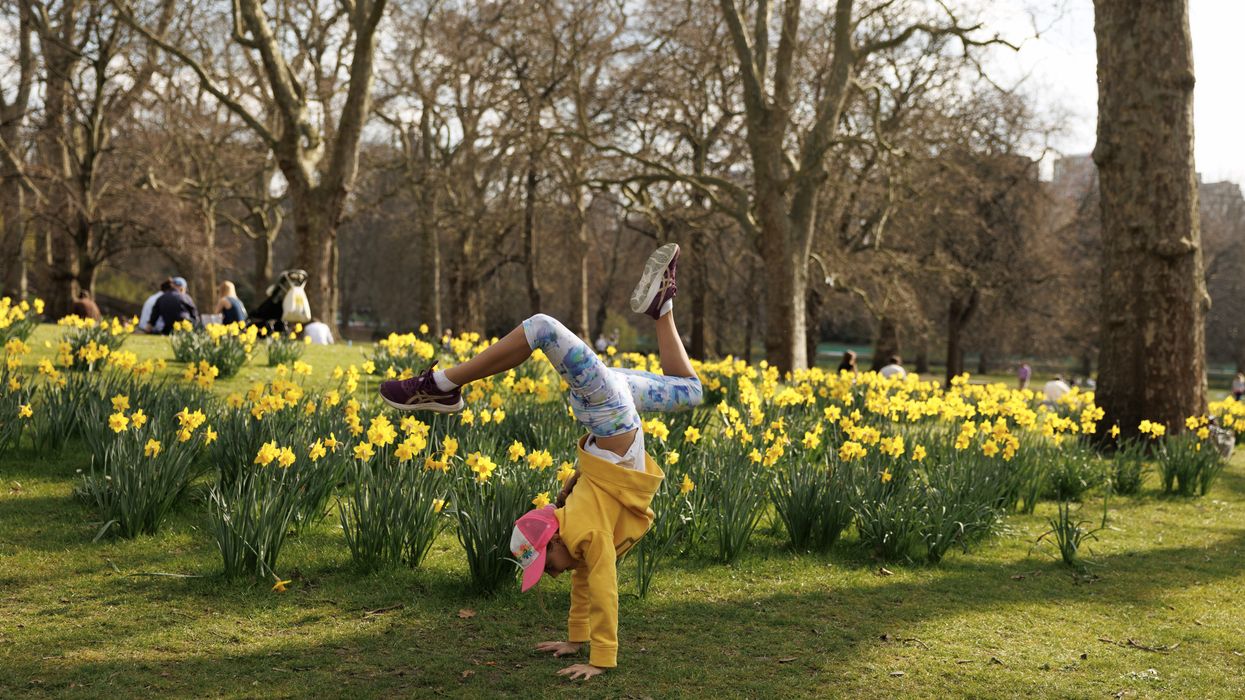 UK Enjoys Warmer Weather Than Greece & Spain – How Long Will It Last?