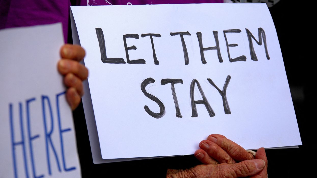 UN: Australia broke treaty by
detaining asylum seekers on Nauru