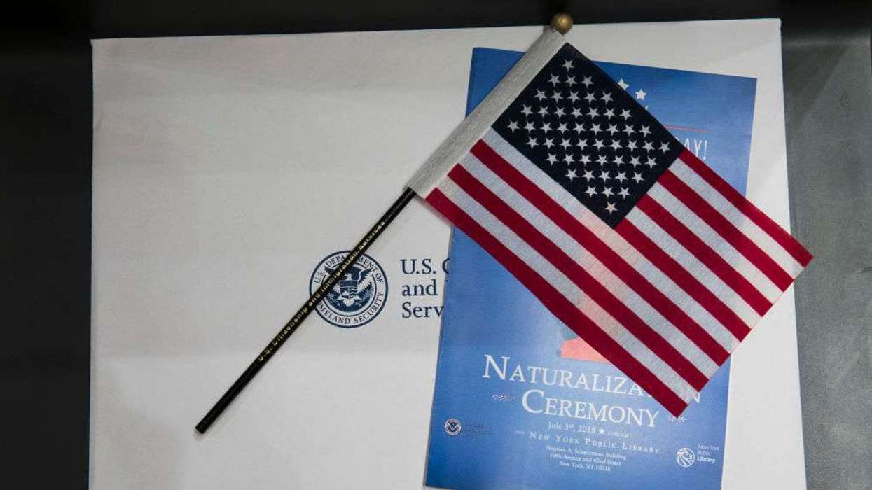 us-green-card-migrants