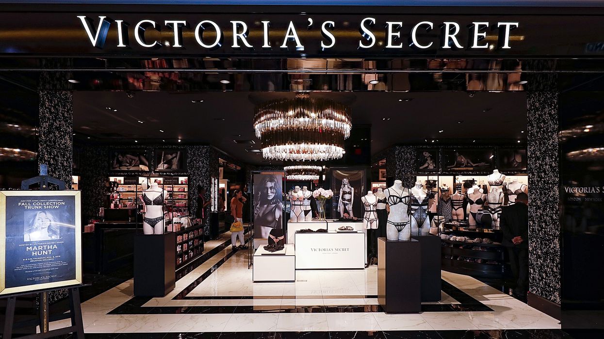 Victoria’s Secret Halts Online Services After Cyberattack
