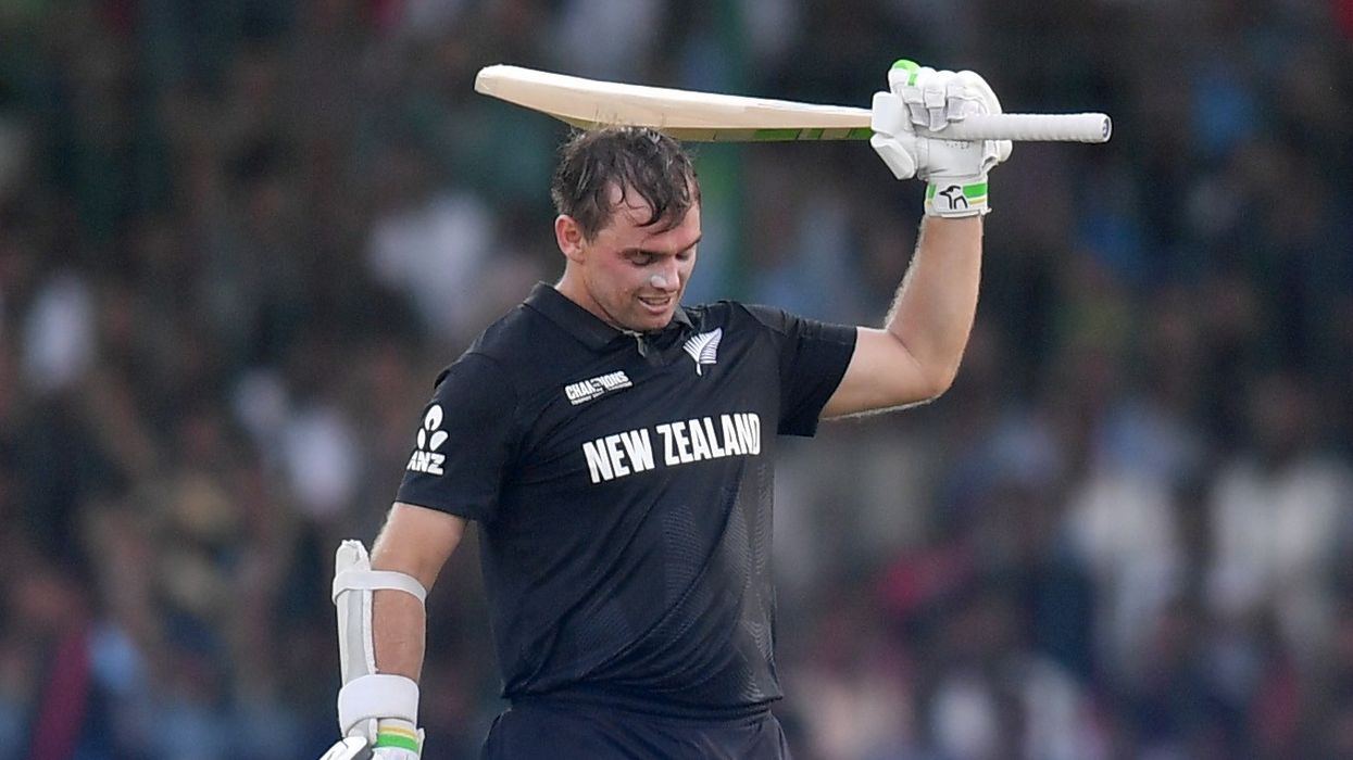 Young & Latham Shine as New Zealand Posts 320-5 Against Pakistan