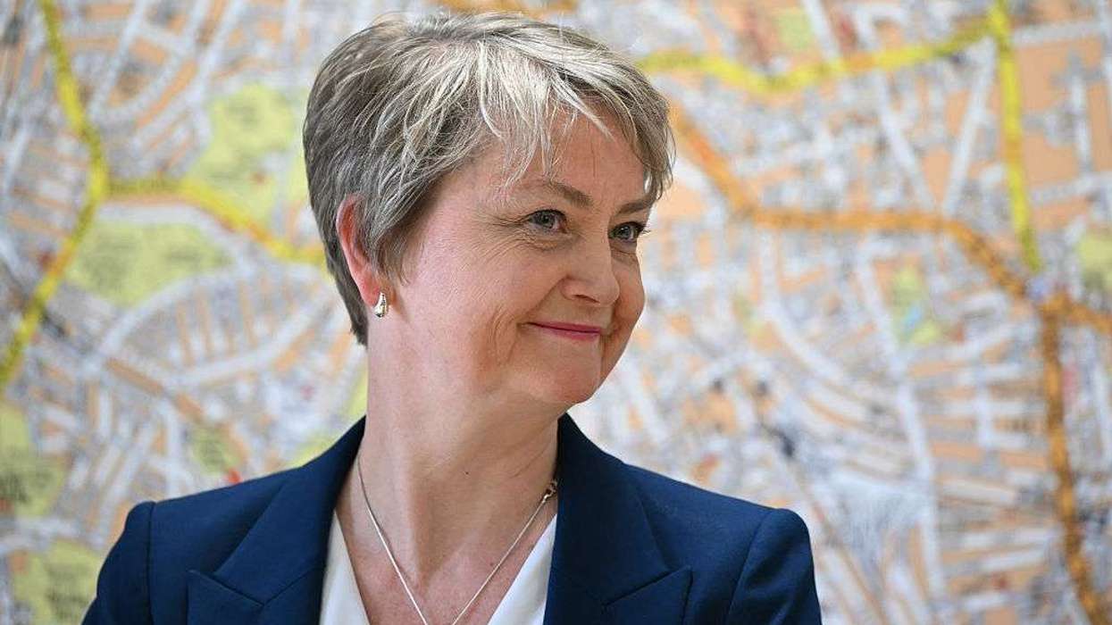 Yvette-Cooper-india-visit