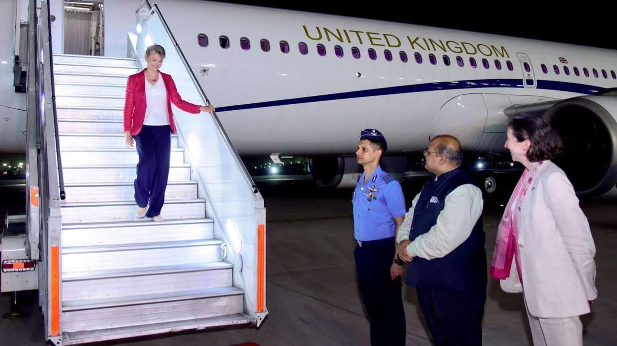 Yvette-Cooper-india-visit