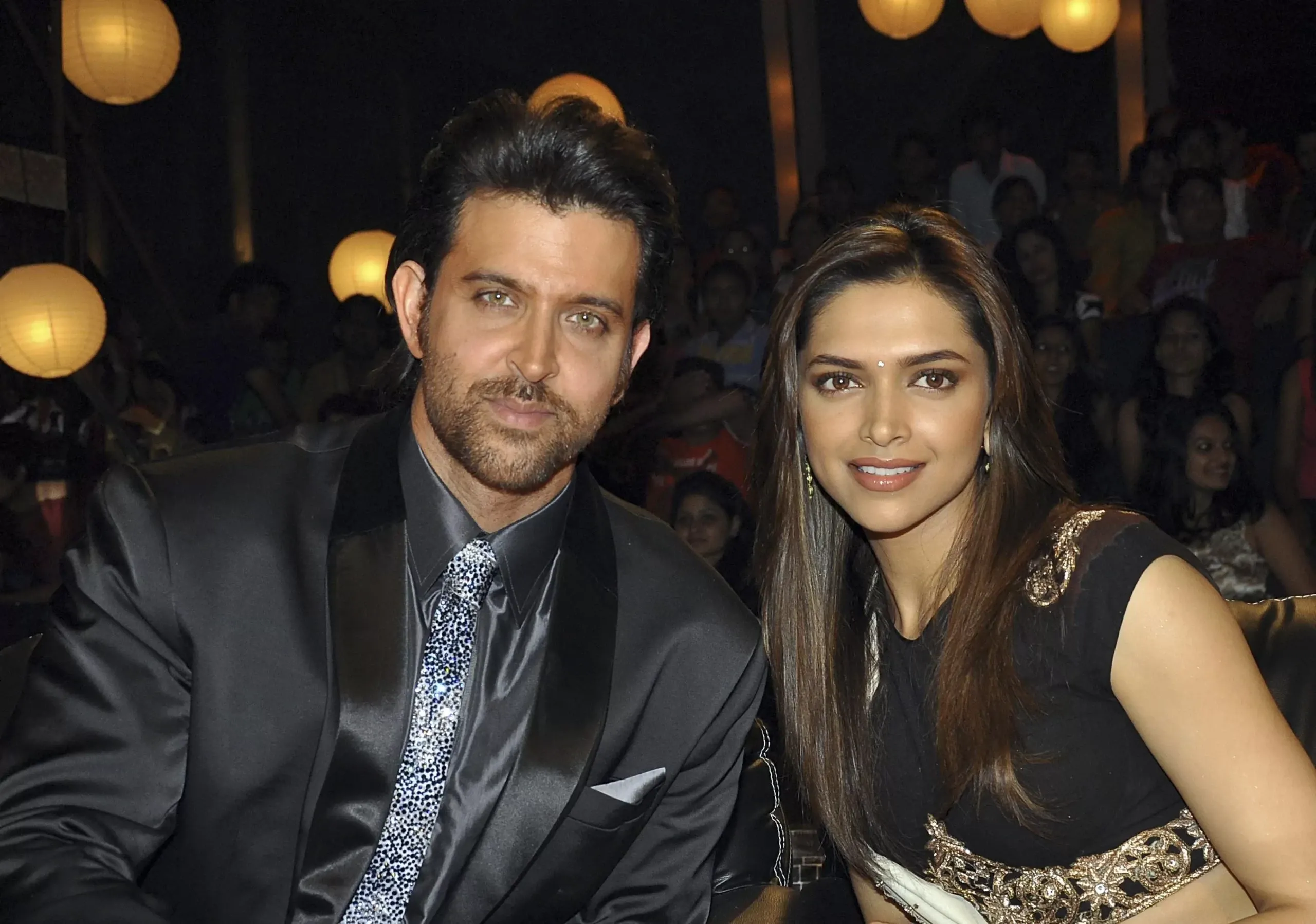 Hrithik Roshan And Deepika Padukones Fighter To Be The Costliest 