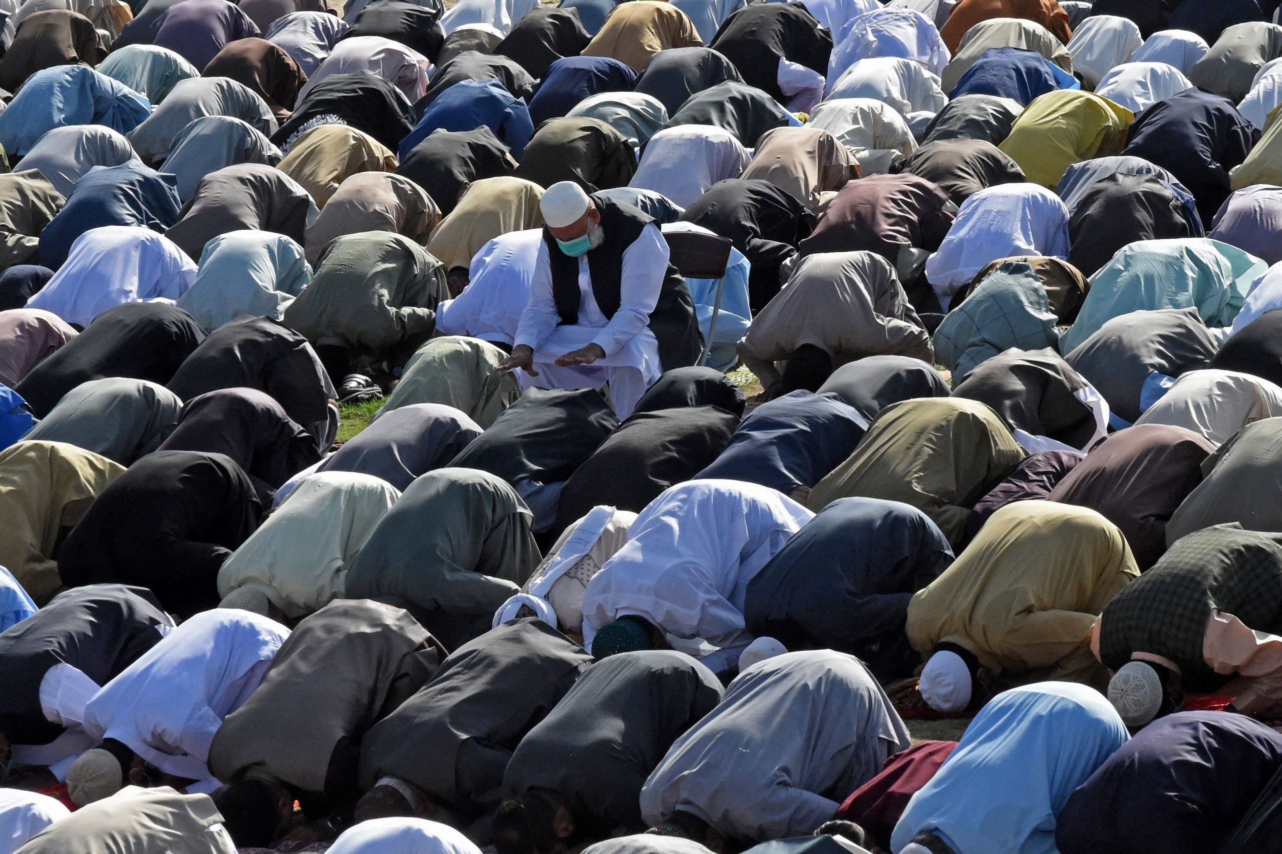 Pakistan cautiously celebrates Eid ulFitr; festival in India and