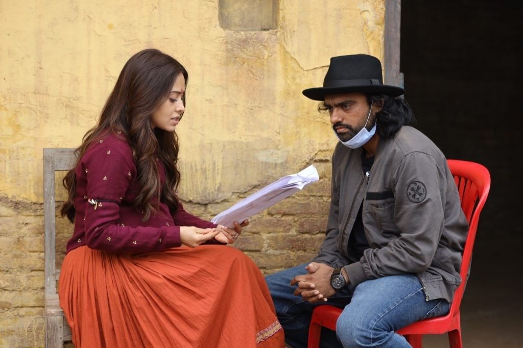 Nushrratt Bharuccha with director Vishal Furia on the sets of Chhorii 