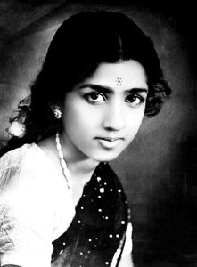 A young Lata Mangeshkar 