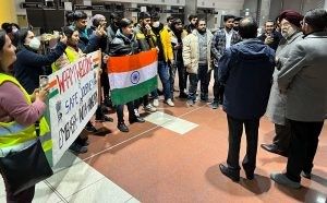 India steps up evacuation of its nationals from Ukraine 1 Students 2