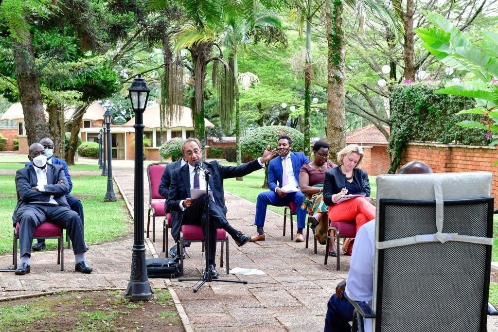 Lord Popat speaks during the meeting