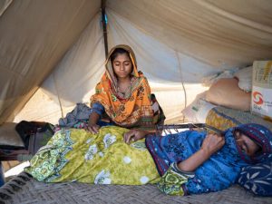 Pakistan floods affect women's health