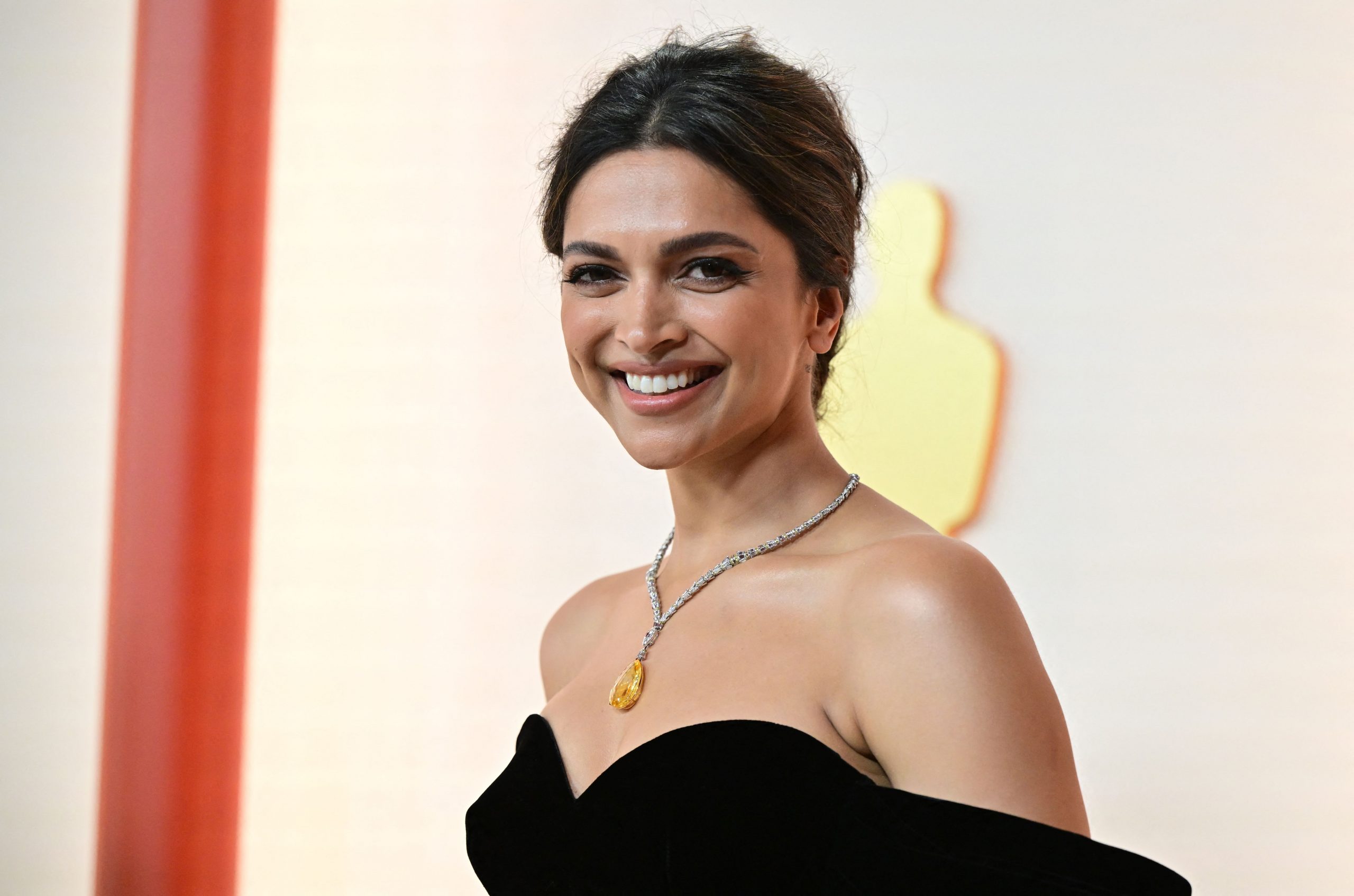 Oscars 2023: Deepika Padukone's Look Is Bollywood-Approved. See What  Samantha, Alia And Others Posted