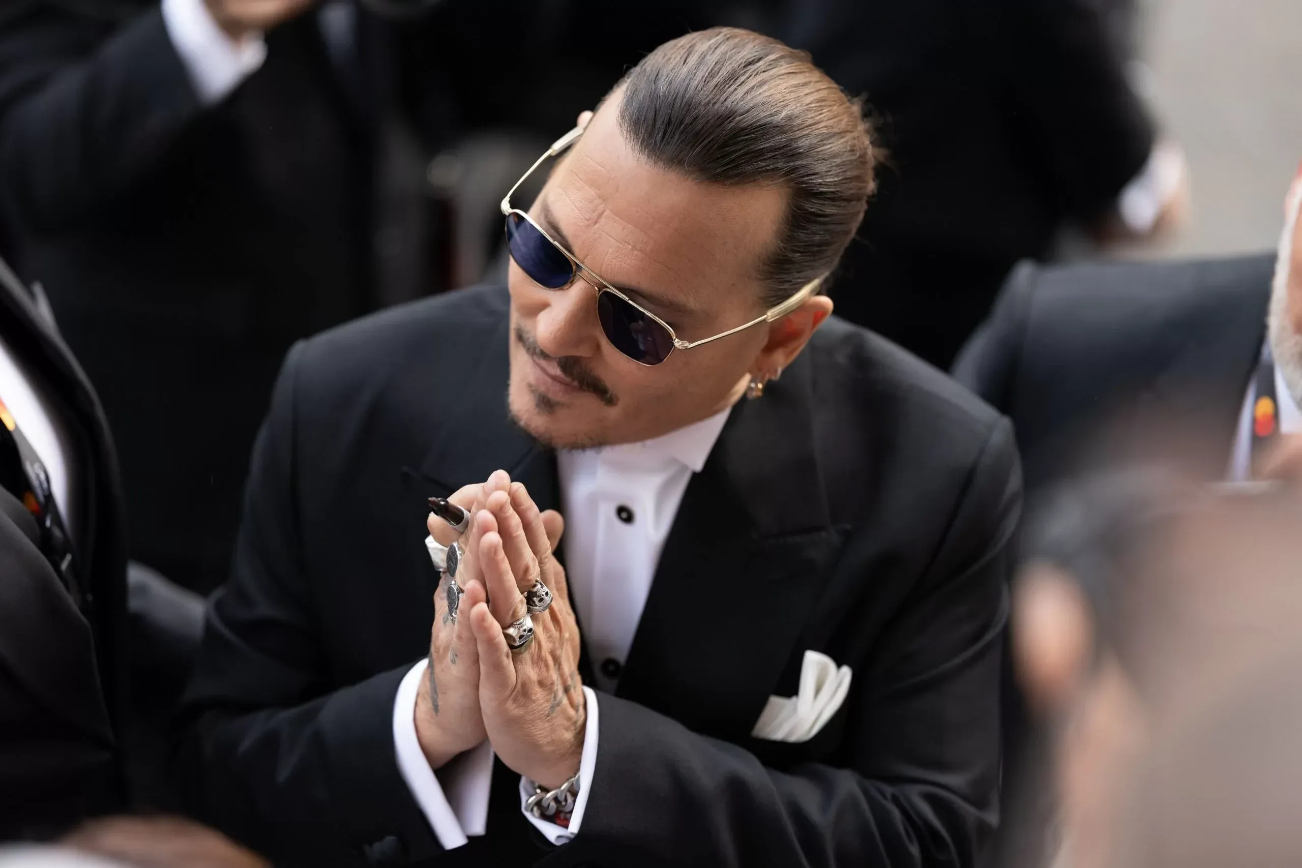 Cannes 2023 Johnny Depp receives sevenminute standing ovation