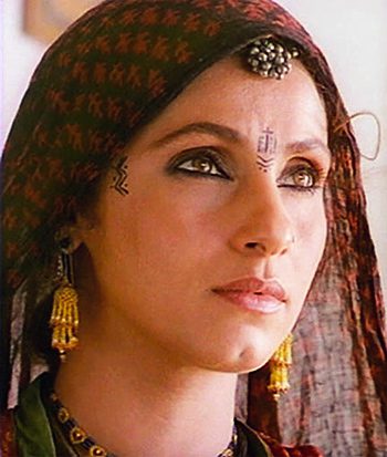 Top 10 Dimple Kapadia moments in movies