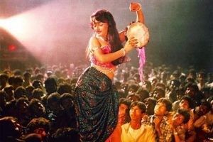 Top 10 dance numbers of Madhuri Dixit