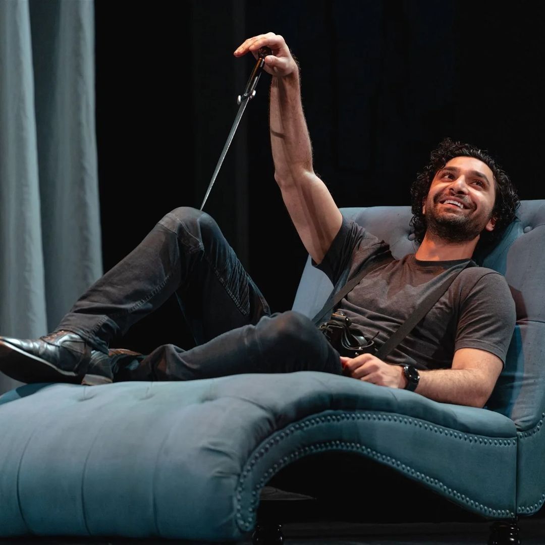Ahad Raza Mir becomes first South Asian to play Hamlet - EasternEye