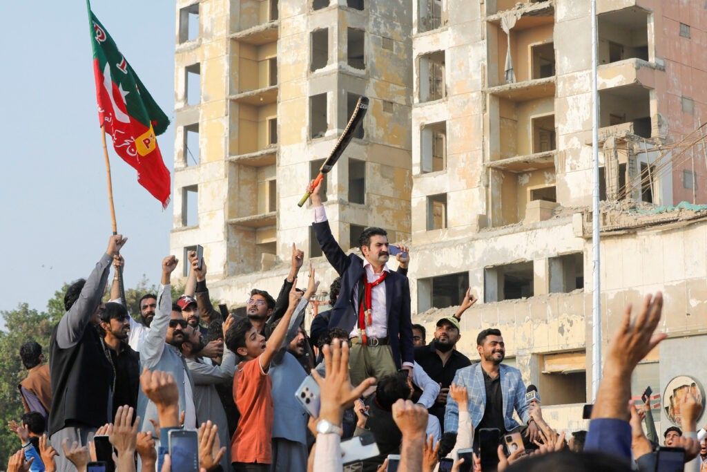 Low-note campaigning begins for Pakistan polls