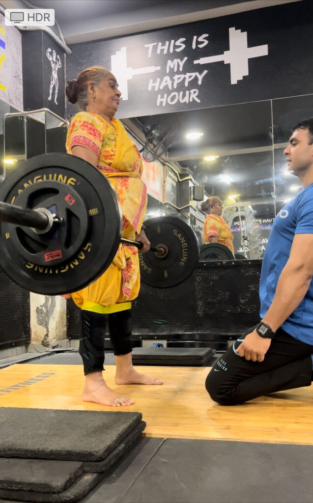 A gym workout with weightlifter mummy