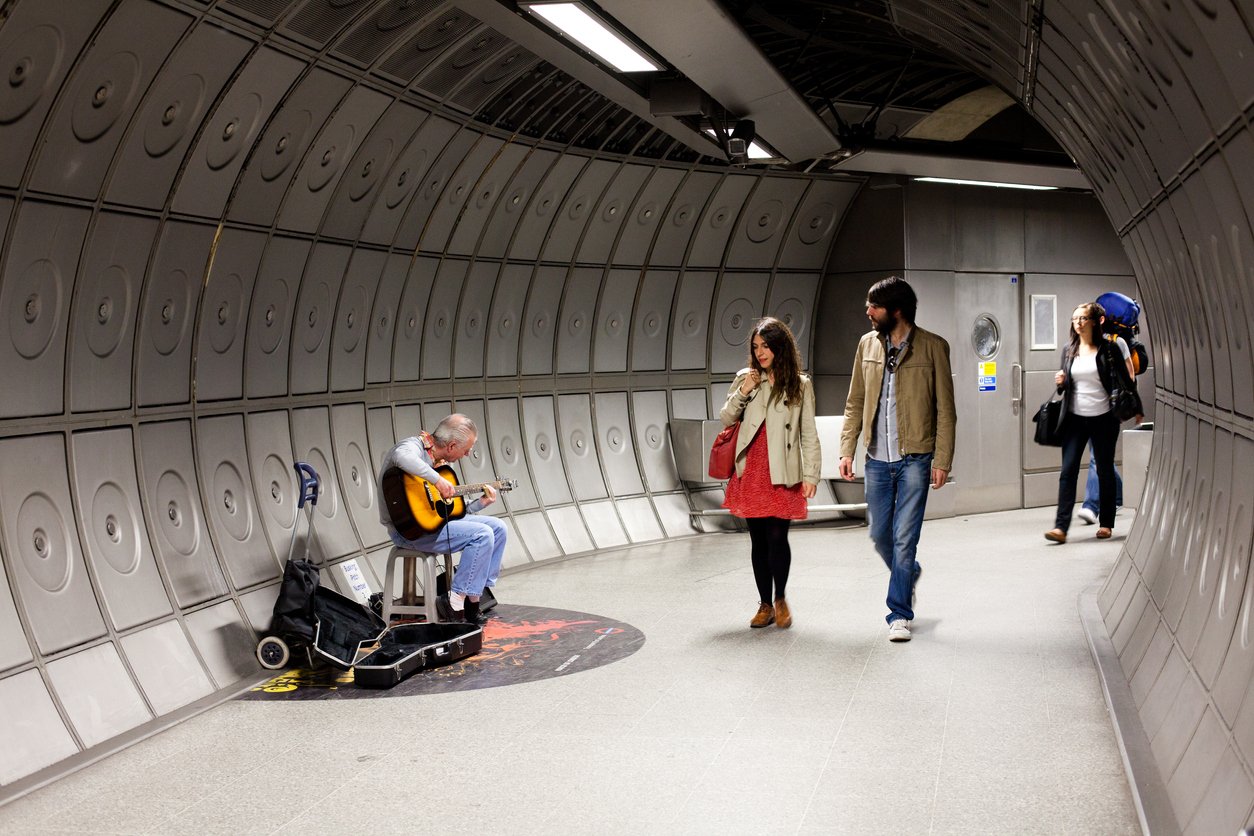 london-underground-buskers-musician
