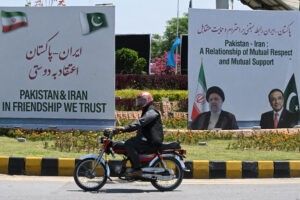 LEAD Pakistan Iran INSET GettyImages 2148000224